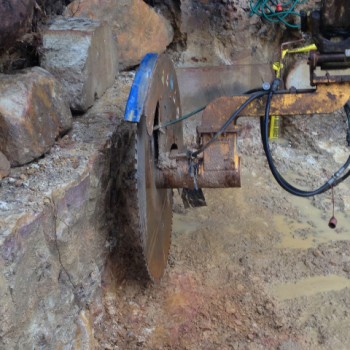 Diamond Blade Rock Saw