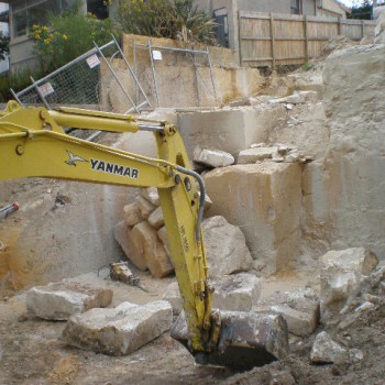 House slab excavation